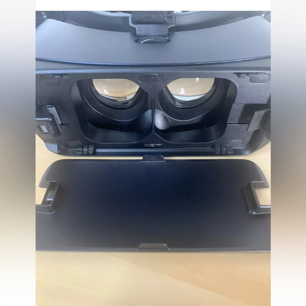 🎞Samsung Gear VR Oculus Virtual Reality SM-R323 Video Game Glasses 🎥🎞🎥🎞